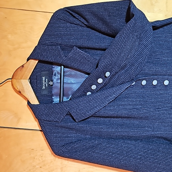 Larry Levine Suit Jacket Pin Stripe Beautiful Button Details Size 10 - Picture 3 of 8